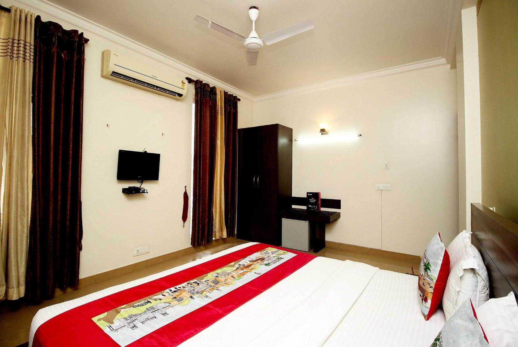 Super Collection O Sakshi Gurgaon Exterior foto