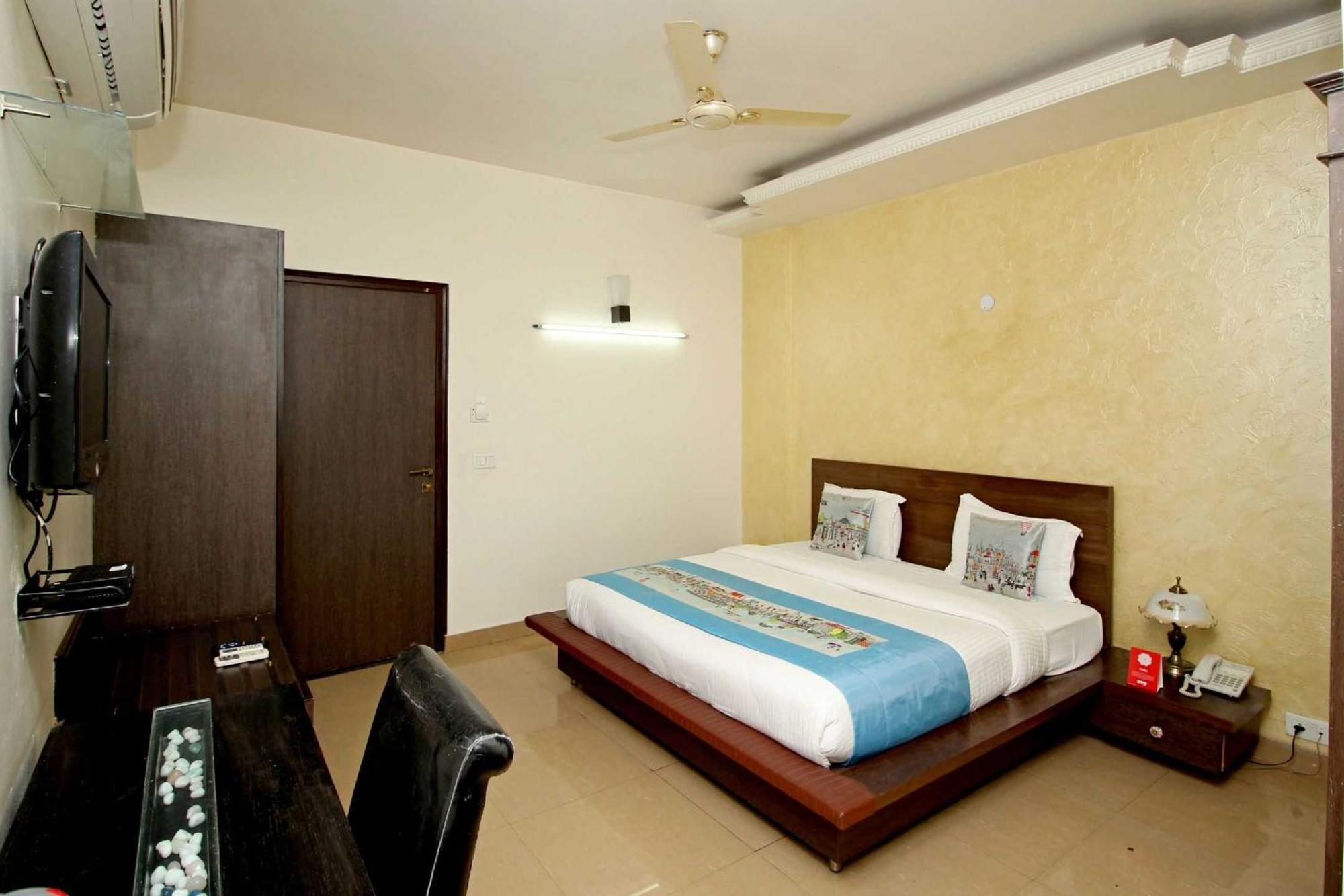 Super Collection O Sakshi Gurgaon Exterior foto